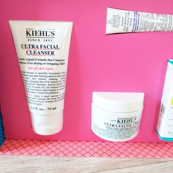 Kiehl’s Keeping Up With Kiehl’s Holiday Vault Set Cleanse Hydrate Treat Protect - Picture 5 of 13